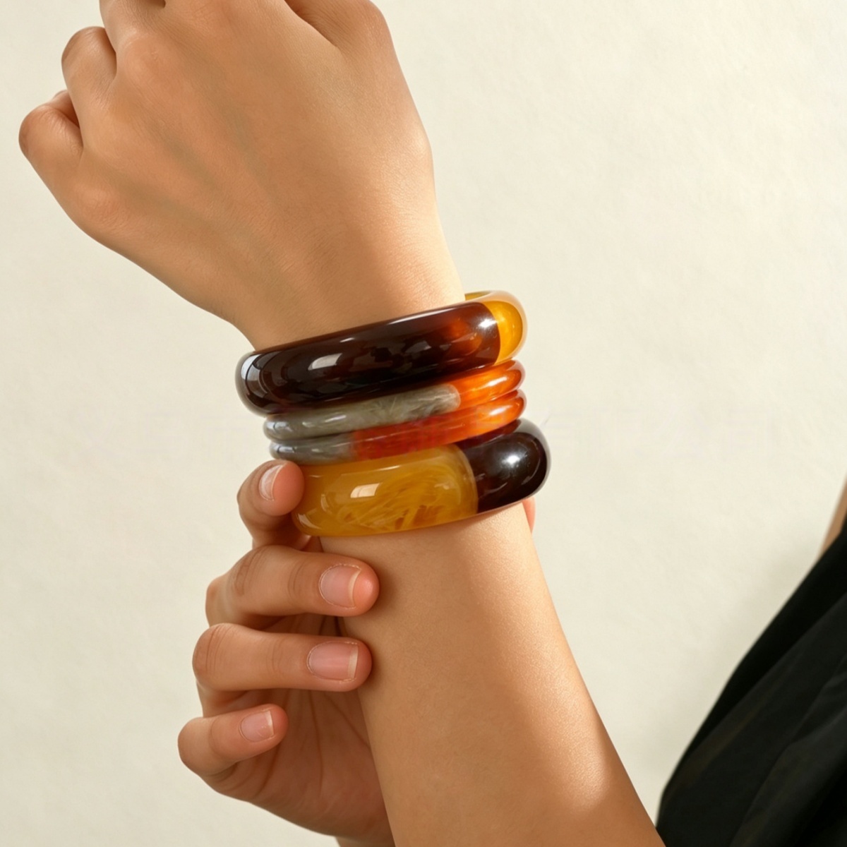 Minimalistische vintage tweekl - Resin Art All recensie en prijs